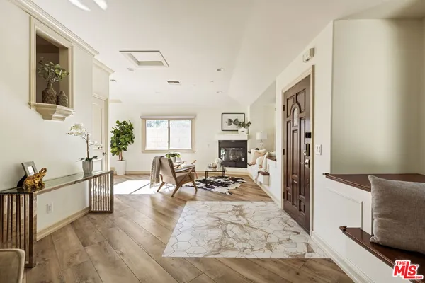 $875,000 | 272 North Chester Avenue, Unit 101, Pasadena, CA 91106