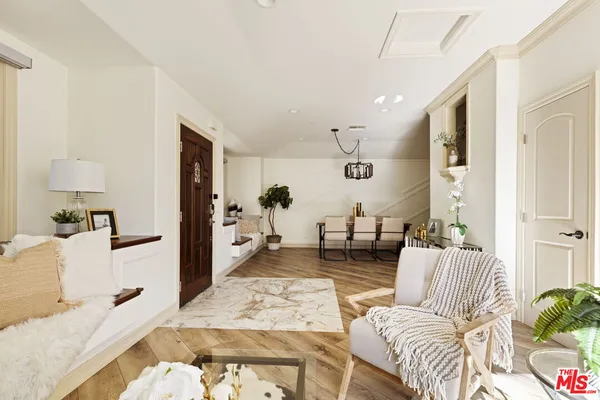 $875,000 | 272 North Chester Avenue, Unit 101, Pasadena, CA 91106