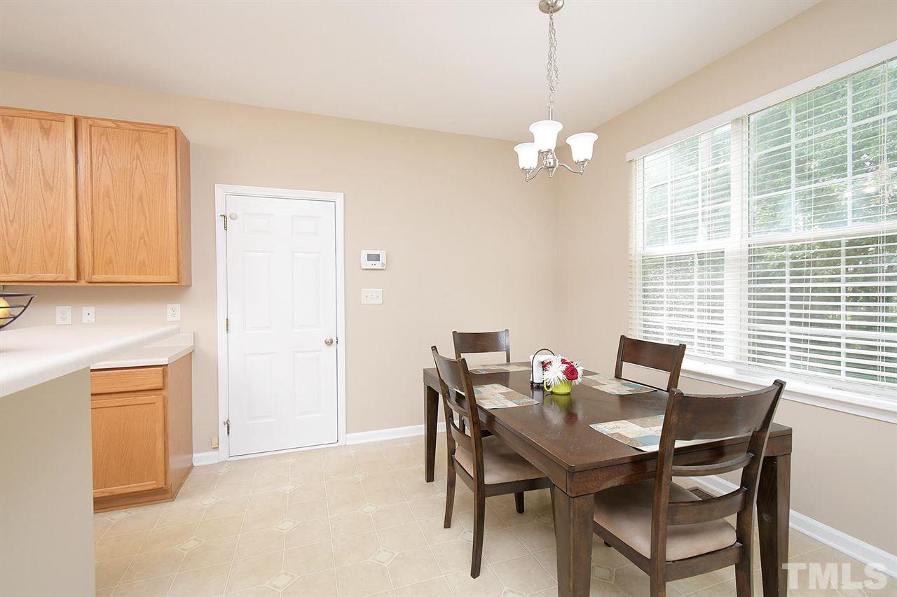 5108 Spoolin Court Raleigh, NC 27604 - Photo 9 of 28 Gallery Image 9