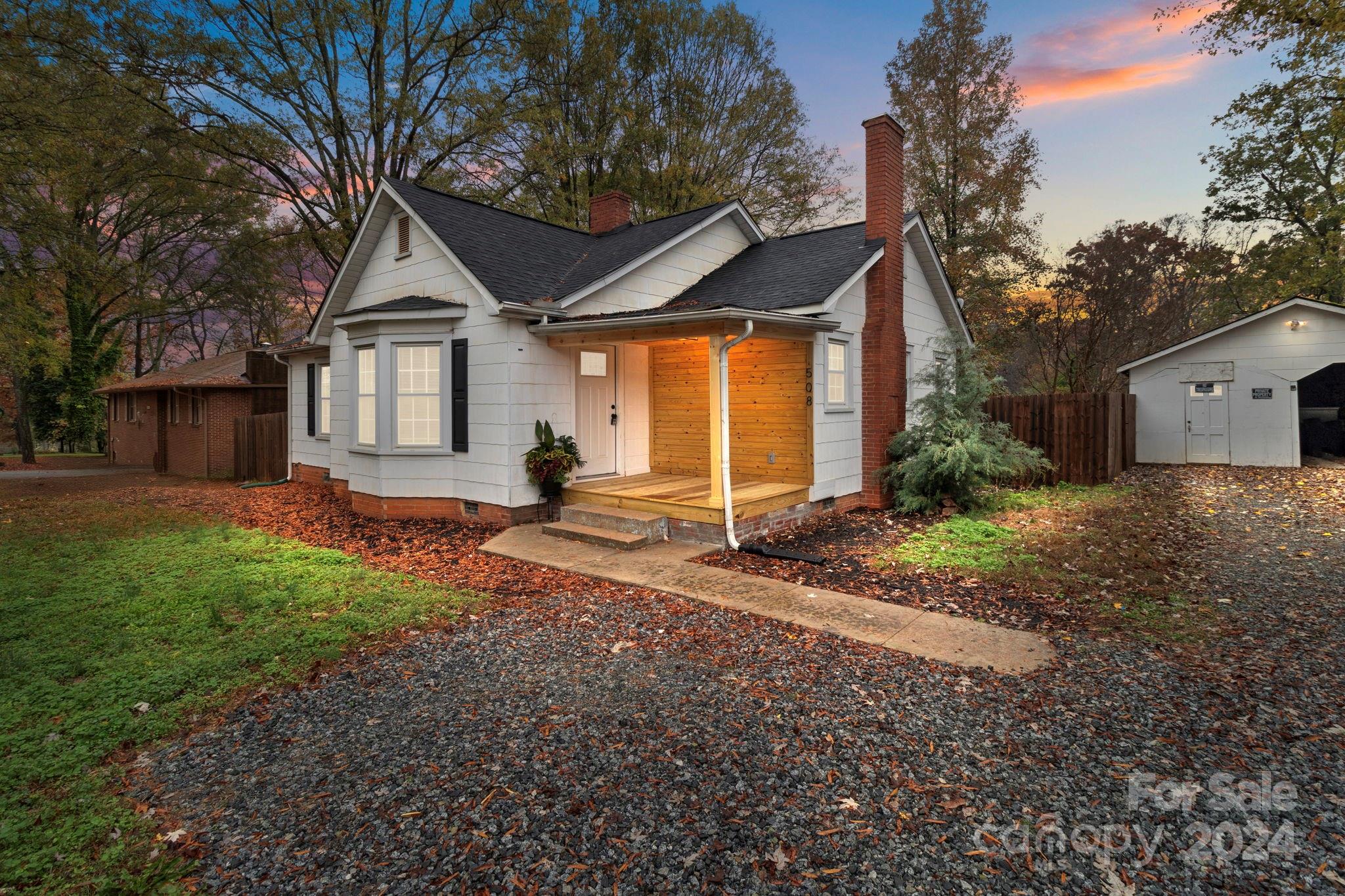 508 Rogers Lake Road Kannapolis, NC 28081 - Photo 1 of 25 Gallery Image 1