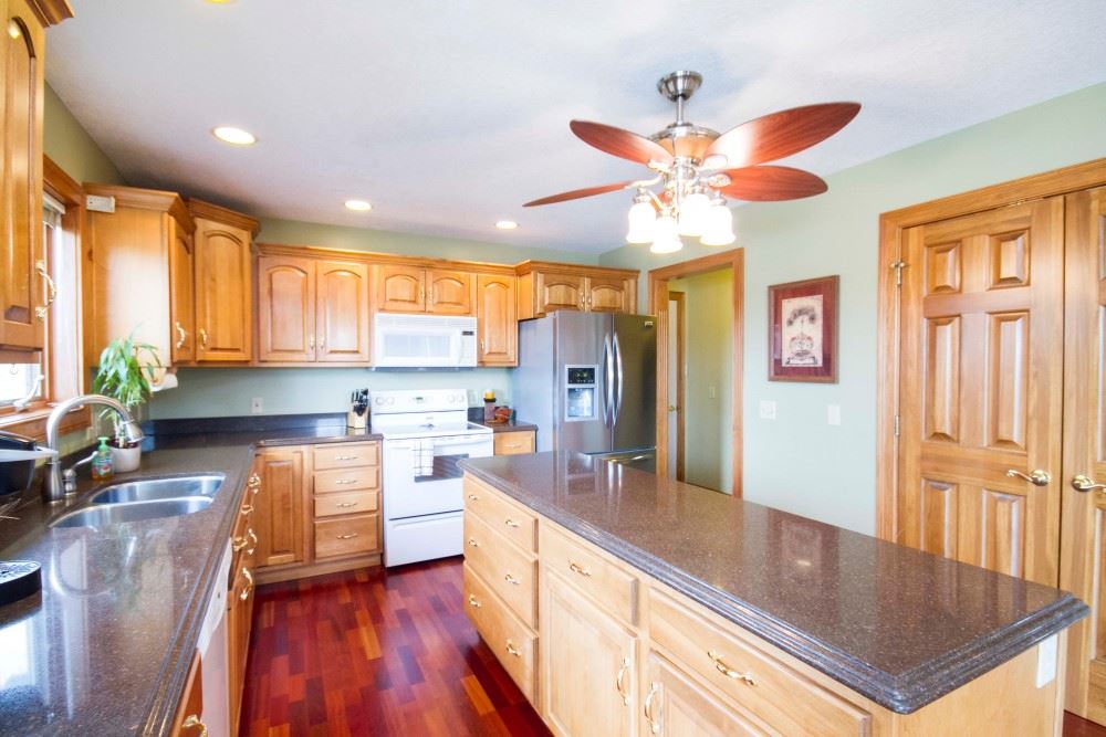 2428 Stonebriar Road Fort Wayne, IN 46814 - Photo 14 of 35 Gallery Image 14
