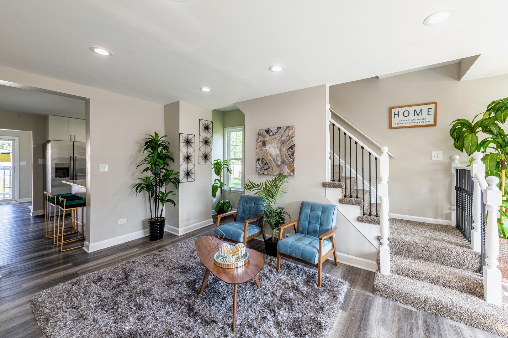 3340 Maple Avenue Brookfield, IL 60513 - Photo 4 of 26 a living room with furniture and wooden floor