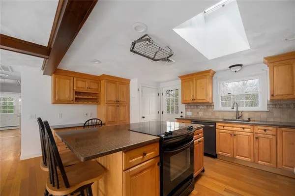 $420,000 | 42 Ledge Road, Coventry, RI 02816