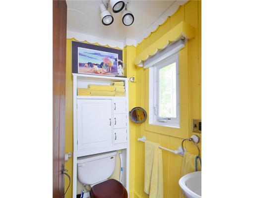 122 Berwick Road Ogunquit, ME 03907 - Photo 7 of 12 Bathroom.