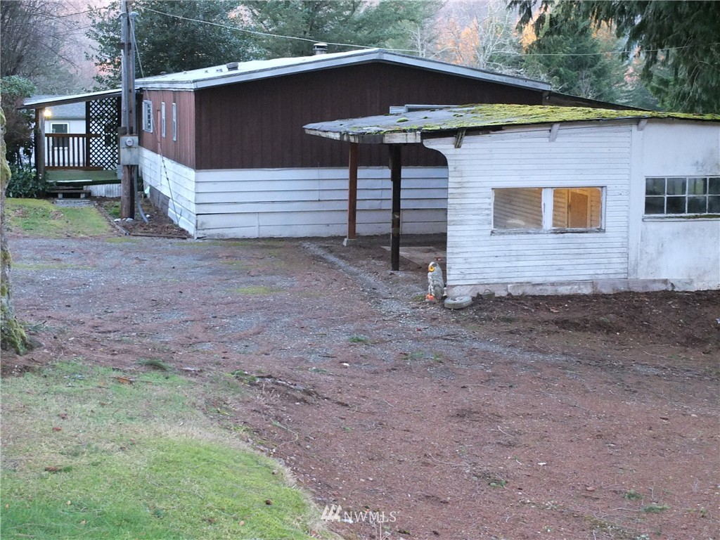 24313 Hathaway Road Sedro-Woolley, WA 98284 - Photo 3 of 8 Gallery Image 3
