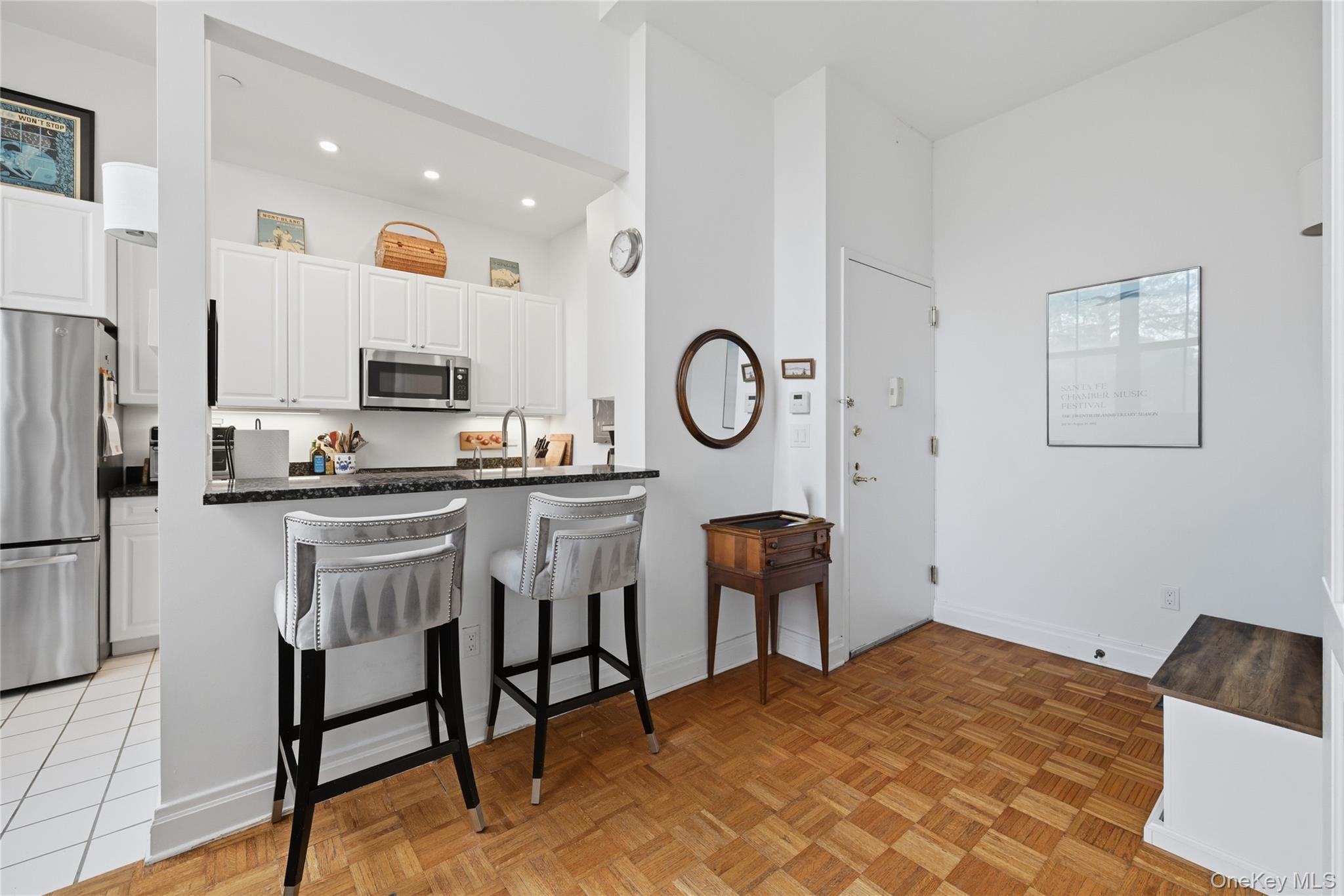 1 Scarsdale Road, Unit 204 Tuckahoe, NY 10707 - Photo 8 of 45 Apartment Foyer
