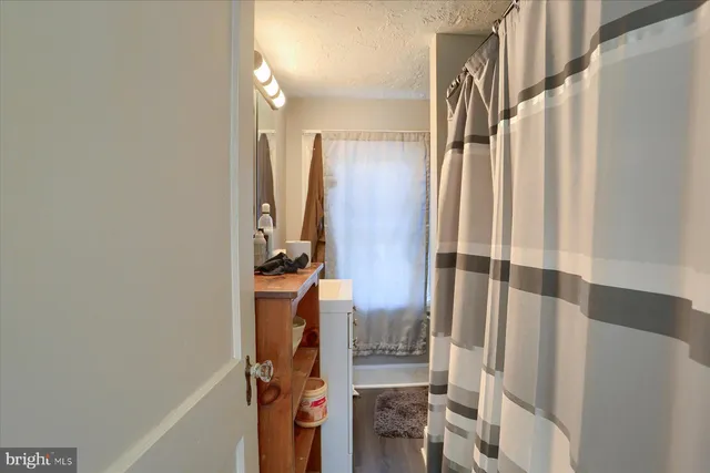 $215,000 | 4160 West Market Street, York, PA 17408