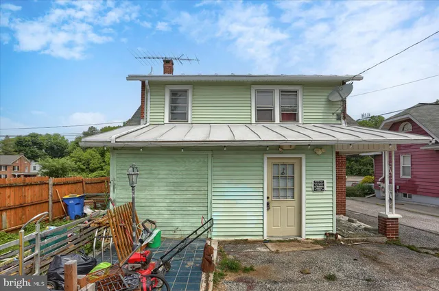 $215,000 | 4160 West Market Street, York, PA 17408