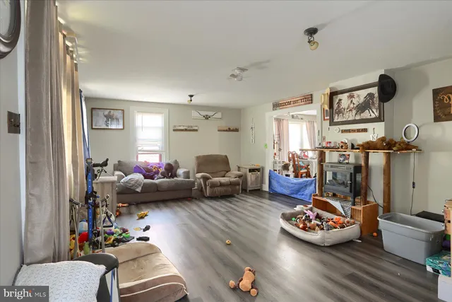 $215,000 | 4160 West Market Street, York, PA 17408