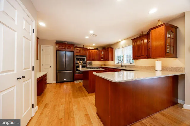 $1,090,000 | 5 Woodford Lane, Malvern, PA 19355