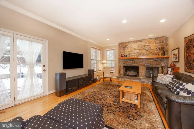 $1,090,000 | 5 Woodford Lane, Malvern, PA 19355