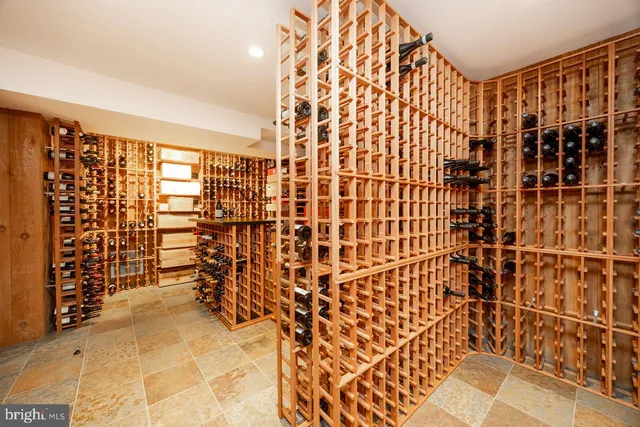 $1,090,000 | 5 Woodford Lane, Malvern, PA 19355