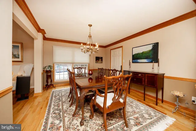 $1,090,000 | 5 Woodford Lane, Malvern, PA 19355