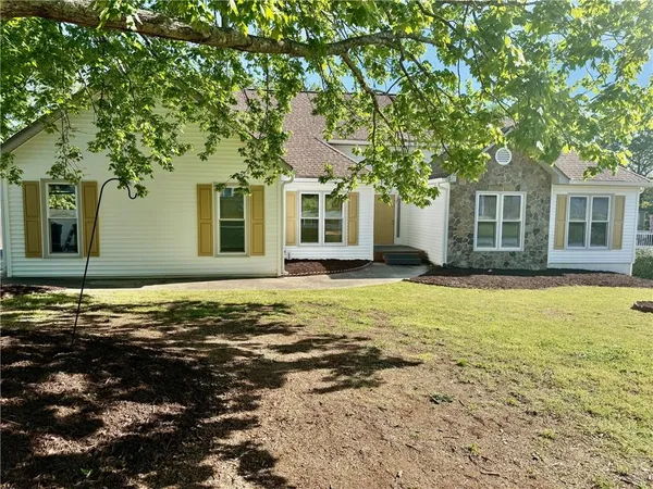 $350,000 | 2965 Hunters Pond Court, Snellville, GA 30078