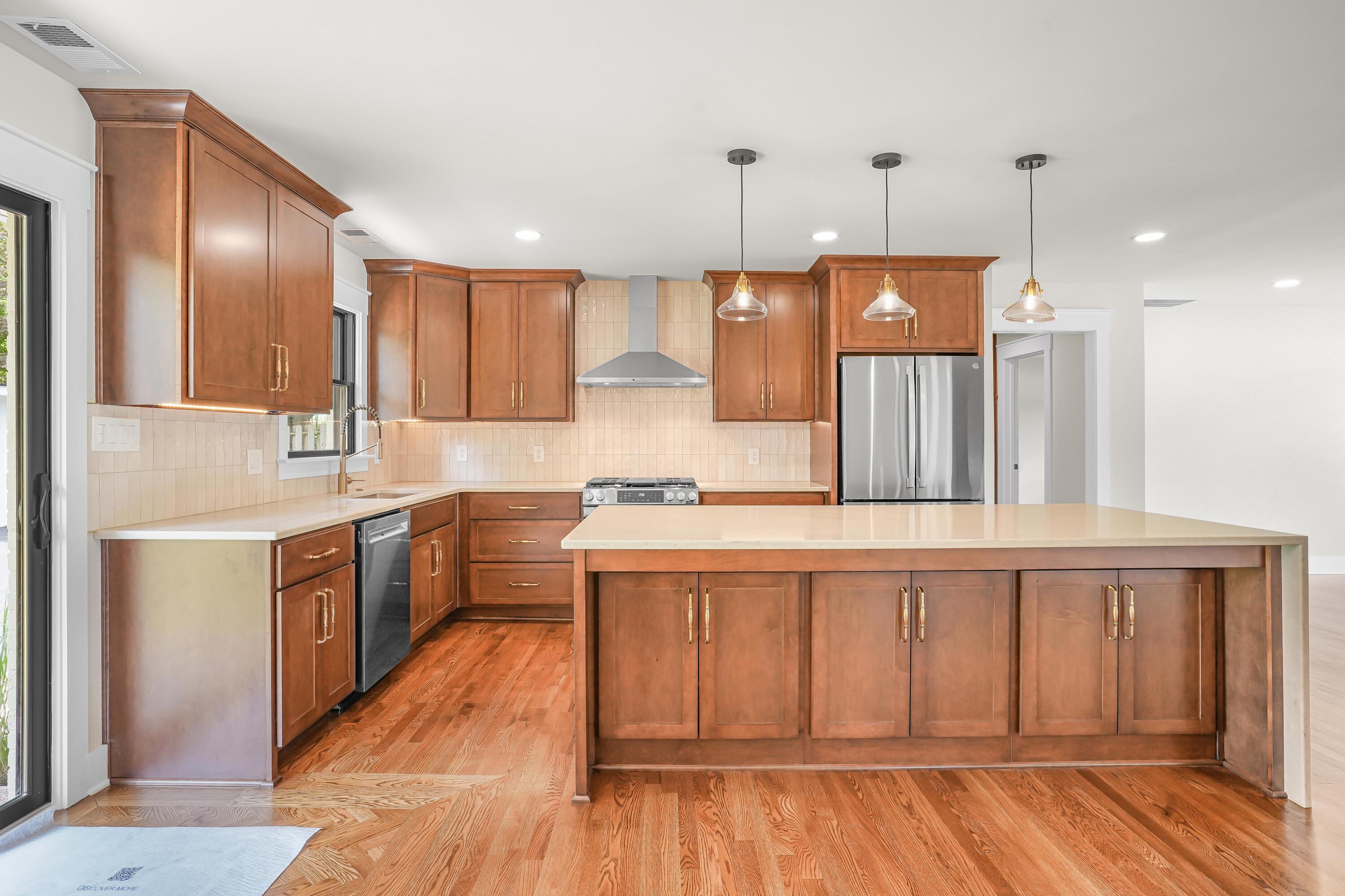 1913 Fontaine Road Lexington, KY 40502 - Photo 7 of 57 DSC08798