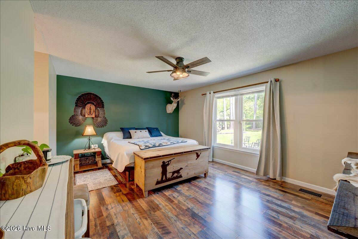 109 Quail Ridge Road Havelock, NC 28532 - Photo 24 of 42 Primary bedroom