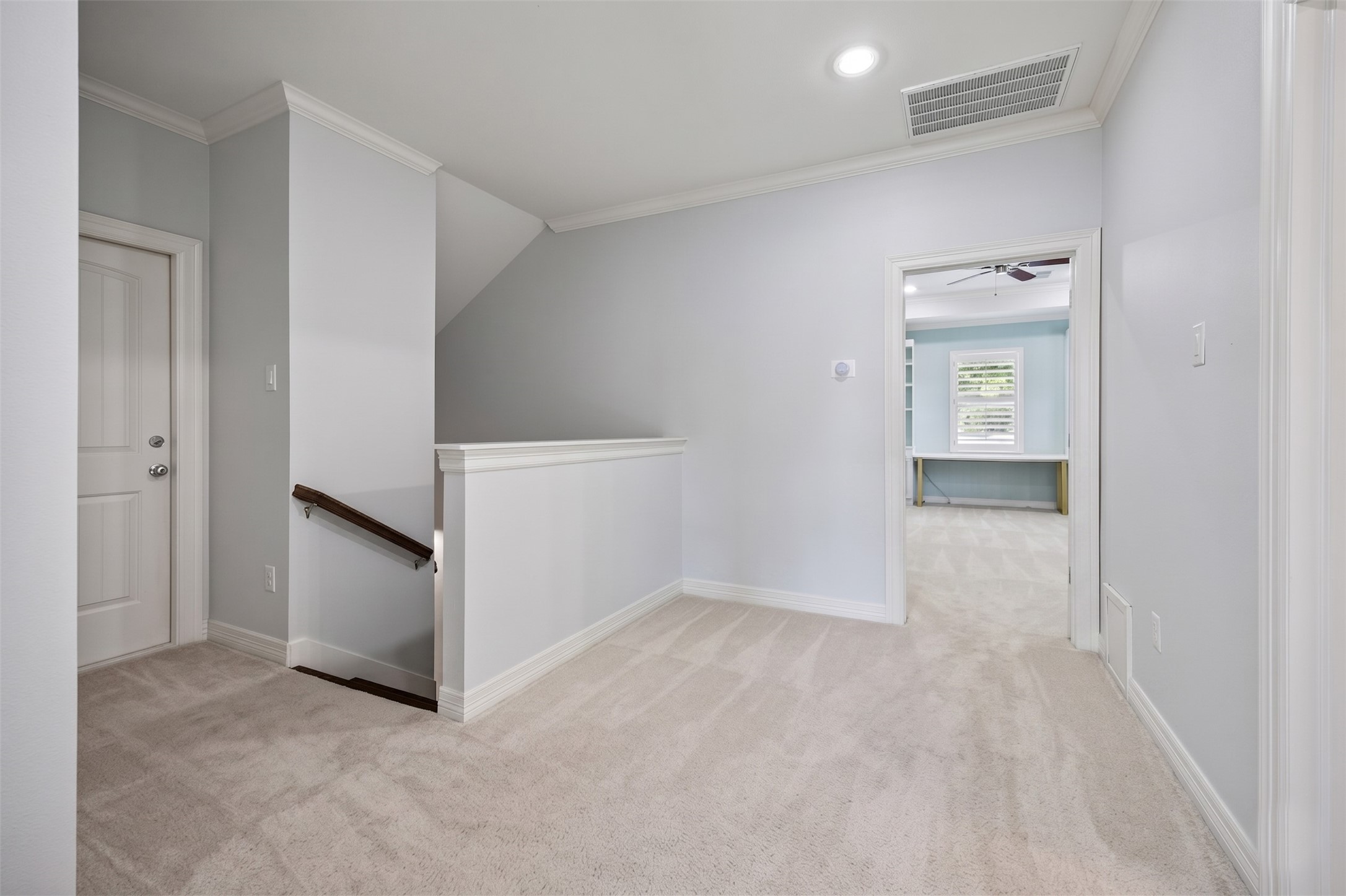 5121 Libbey Drive Houston, TX 77092 - Photo 16 of 24 Upstairs landing is the perfect place for a play area or office space.