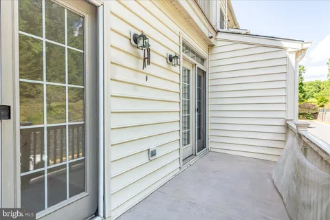 $375,000 | 9812 Pickens Place, Manassas Park, VA 20111