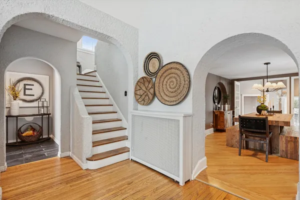 $995,500 | 333 Arlington Avenue, Elmhurst, IL 60126