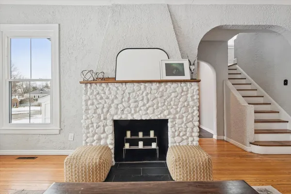 $995,500 | 333 Arlington Avenue, Elmhurst, IL 60126