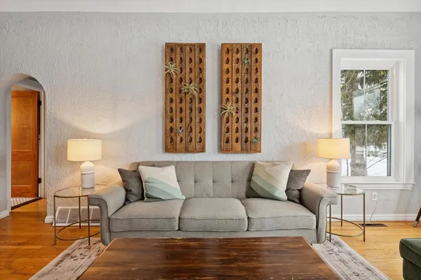 $995,500 | 333 Arlington Avenue, Elmhurst, IL 60126