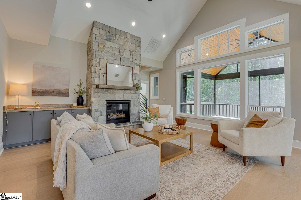 2337 Old Parker Road Greenville, SC 29609 - Photo 3 of 26 Gallery Image 3