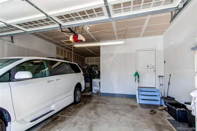 $3,950 | 23941 East Minnow Drive, Aurora, CO 80016