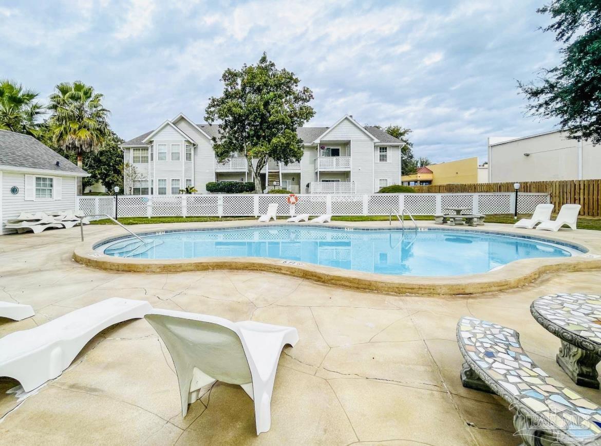601 East Burgess Road, Unit D6 Pensacola, FL 32504 - Photo 22 of 22