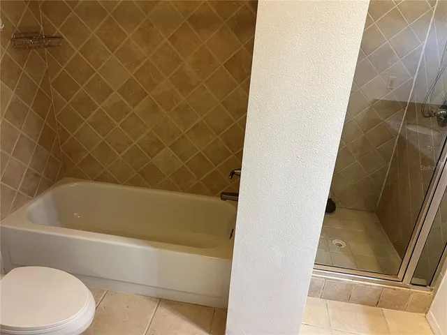 $2,300 | 2400 Feather Sound Drive, Unit 1217, Clearwater, FL 33762