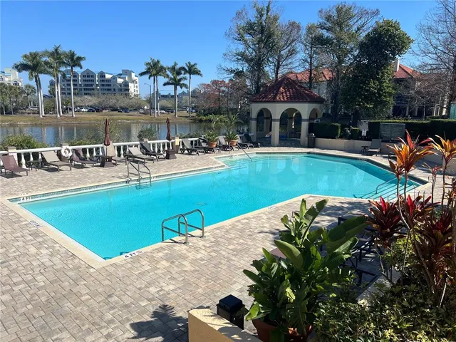 $2,300 | 2400 Feather Sound Drive, Unit 1217, Clearwater, FL 33762