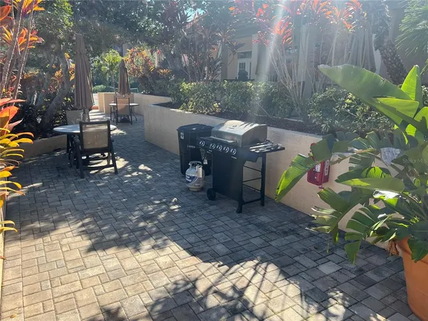 a view of a tennis court