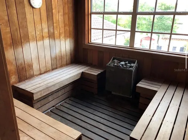 $2,300 | 2400 Feather Sound Drive, Unit 1217, Clearwater, FL 33762