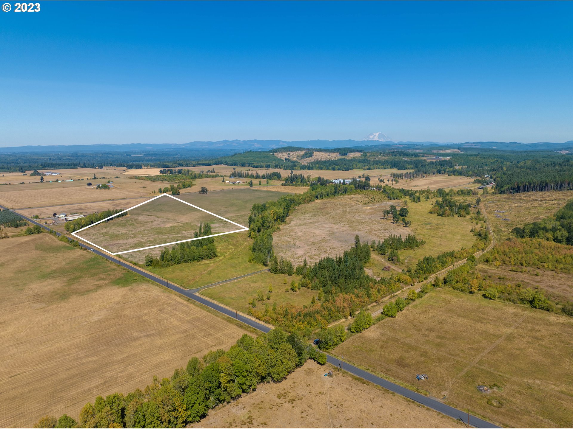 0 Maw Road, Unit 2 Toledo, WA 98591 - Photo 4 of 26 a view of an ocean and beach