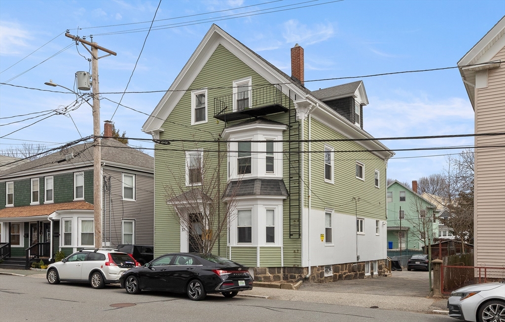 37 Chase Street Beverly, MA 01915 - Photo 1 of 37
