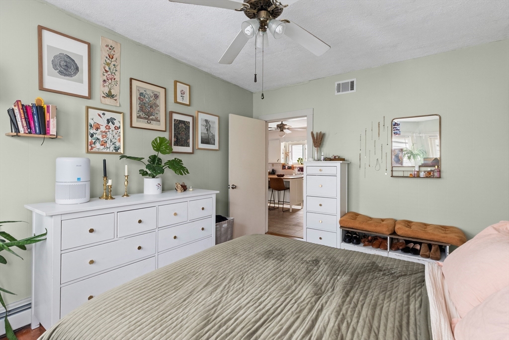 37 Chase Street Beverly, MA 01915 - Photo 14 of 37