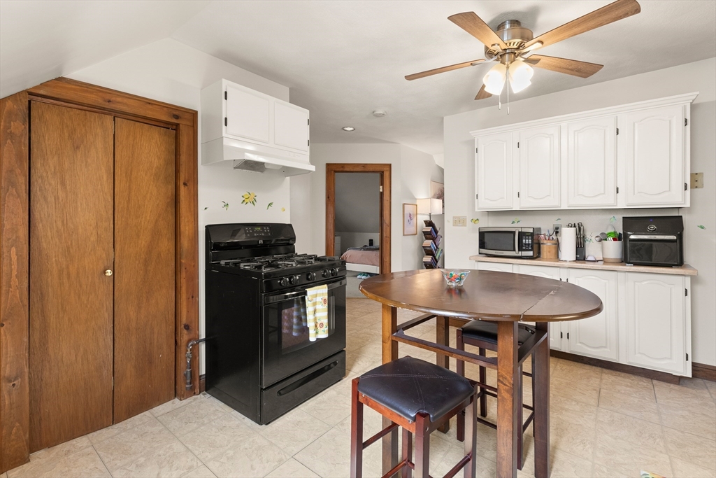 37 Chase Street Beverly, MA 01915 - Photo 18 of 37