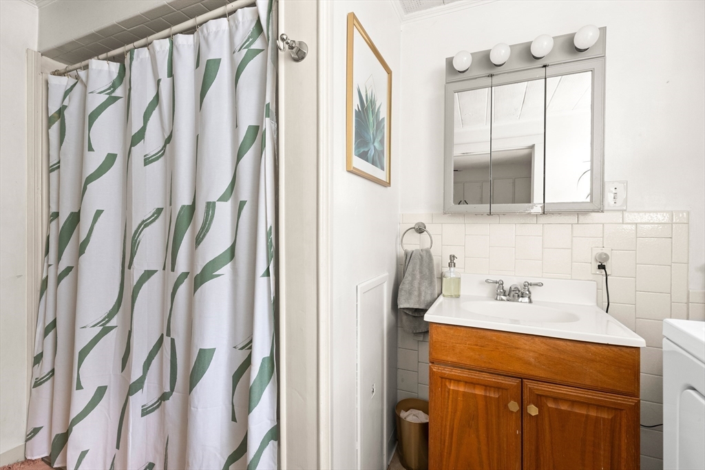 37 Chase Street Beverly, MA 01915 - Photo 8 of 37