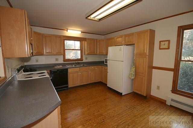 1798 Rush Branch Road Sugar Grove, NC 28679 - Photo 6 of 23 Gallery Image 6