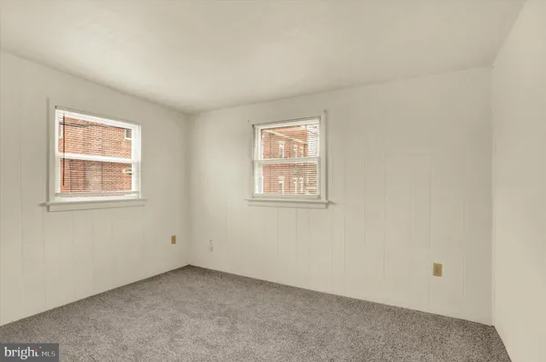 $1,050 | 105 West Main Street, Palmyra, PA 17078