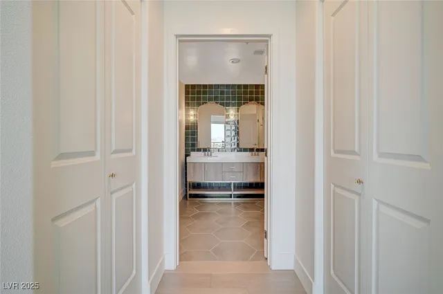 $3,450 | 8255 South Las Vegas Boulevard, Unit 813, Las Vegas, NV 89123