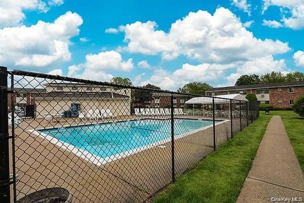 $249,000 | 2449-b) #16 A Union Boulevard, Unit 16A, Islip, NY 11751