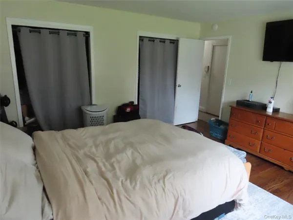 $249,000 | 2449-b) #16 A Union Boulevard, Unit 16A, Islip, NY 11751
