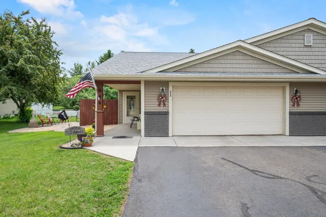 $275,000 | 444 Paperjack Drive, New Richmond, WI 54017
