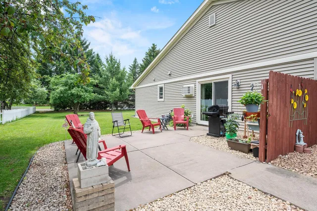 $275,000 | 444 Paperjack Drive, New Richmond, WI 54017