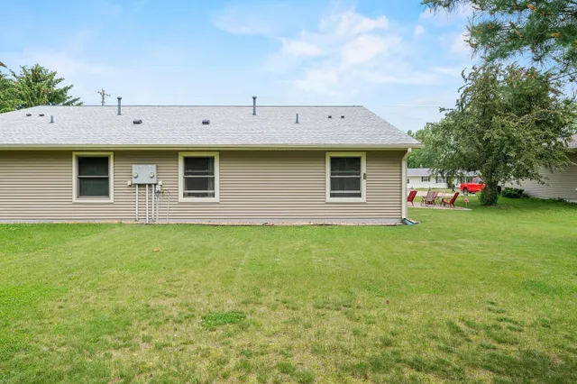 $275,000 | 444 Paperjack Drive, New Richmond, WI 54017