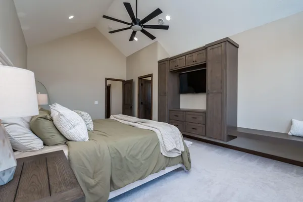 $1,299,000 | 4051 Clearwater Trail, Faribault, MN 55021