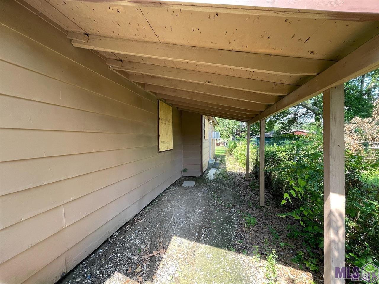 10760 Kingfisher Avenue Baton Rouge, LA 70807 - Photo 4 of 16