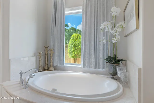 $859,000 | 506 Terrell Court, New Iberia, LA 70563