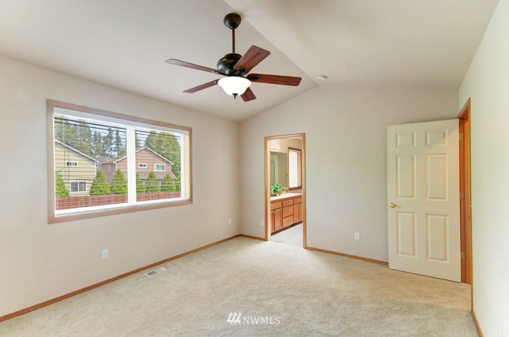 18014 27th Drive Southeast Bothell, WA 98012 - Photo 14 of 22 Gallery Image 14