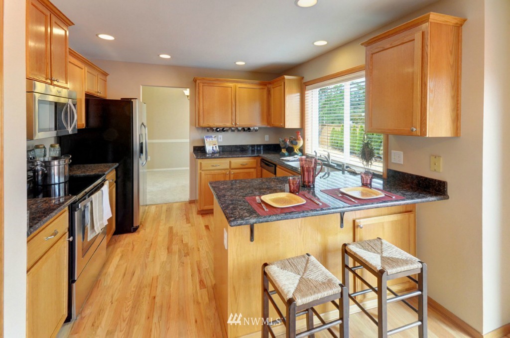 18014 27th Drive Southeast Bothell, WA 98012 - Photo 7 of 22 Gallery Image 7
